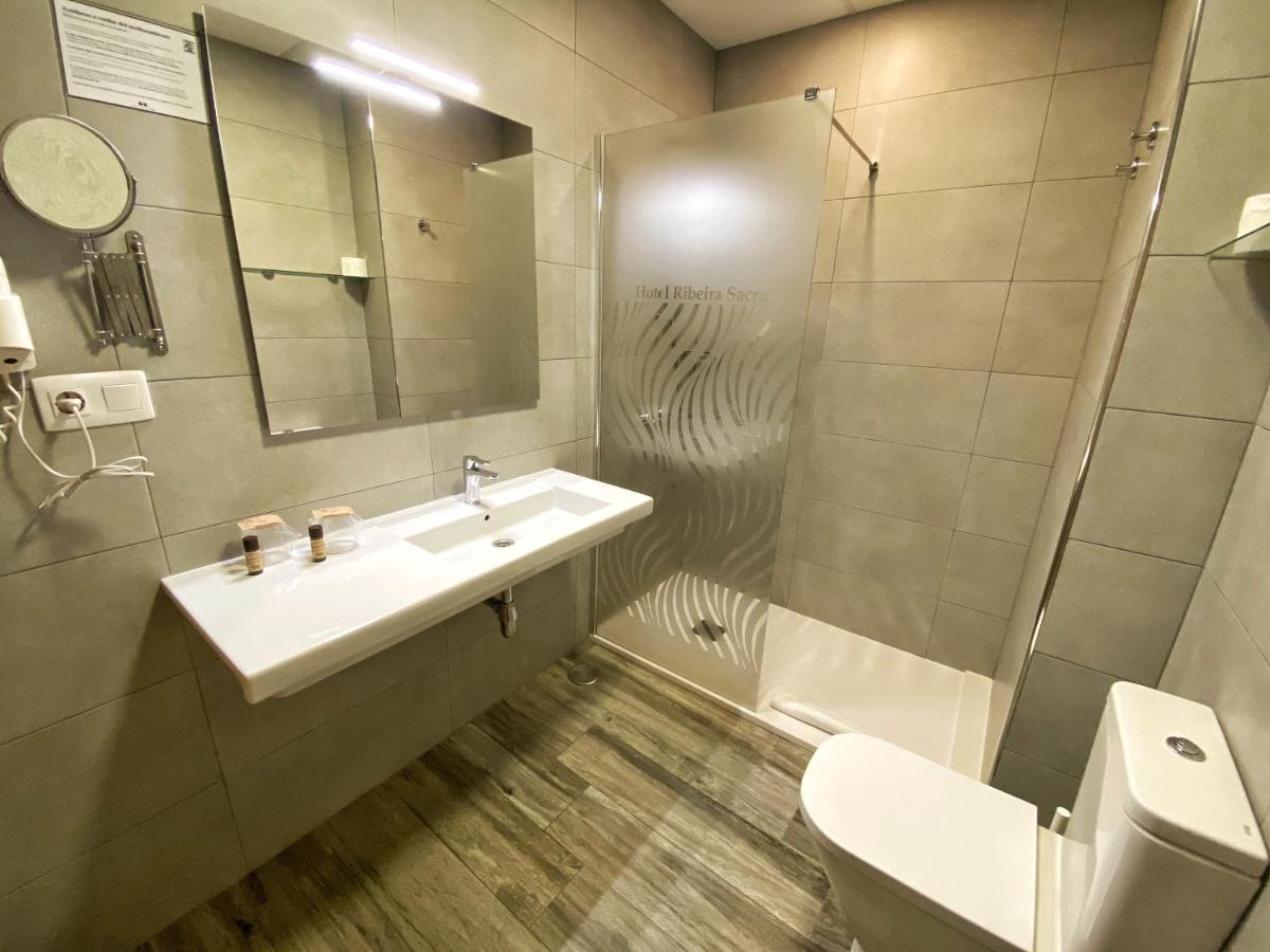 Hotel Ribeira Sacra مونفورتي دي ليموس المظهر الخارجي الصورة
