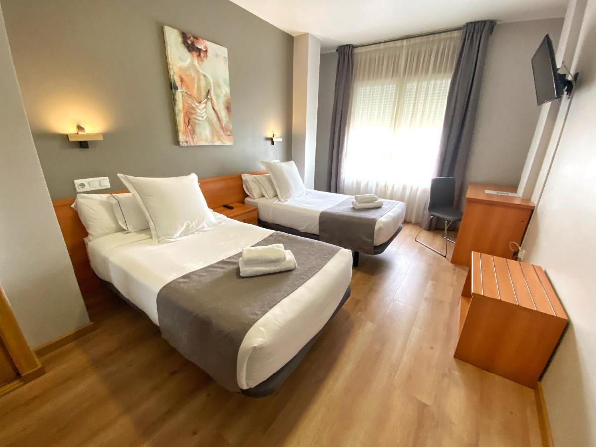 Hotel Ribeira Sacra مونفورتي دي ليموس المظهر الخارجي الصورة