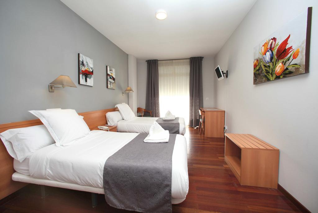 Hotel Ribeira Sacra مونفورتي دي ليموس الغرفة الصورة